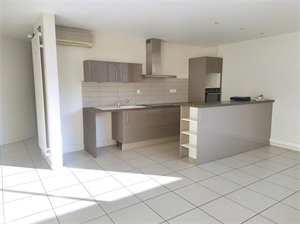 t4 à la vente -   63000  CLERMONT FERRAND, surface 90 m2 vente t4 - UBI468484970